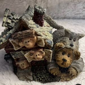 Boyd’s bears & friends collectibles
